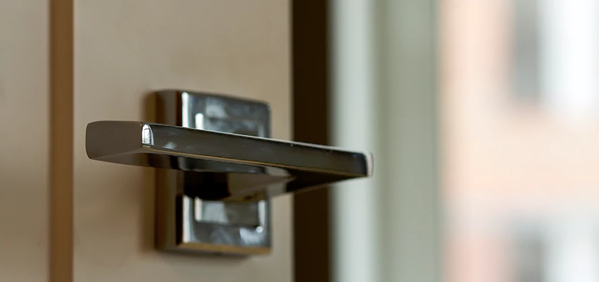 Door Lever Knob Repair in Lemoore Station, California